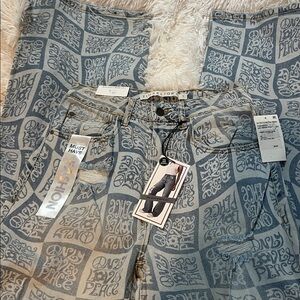 Tinseltown hi-rise wide leg jean